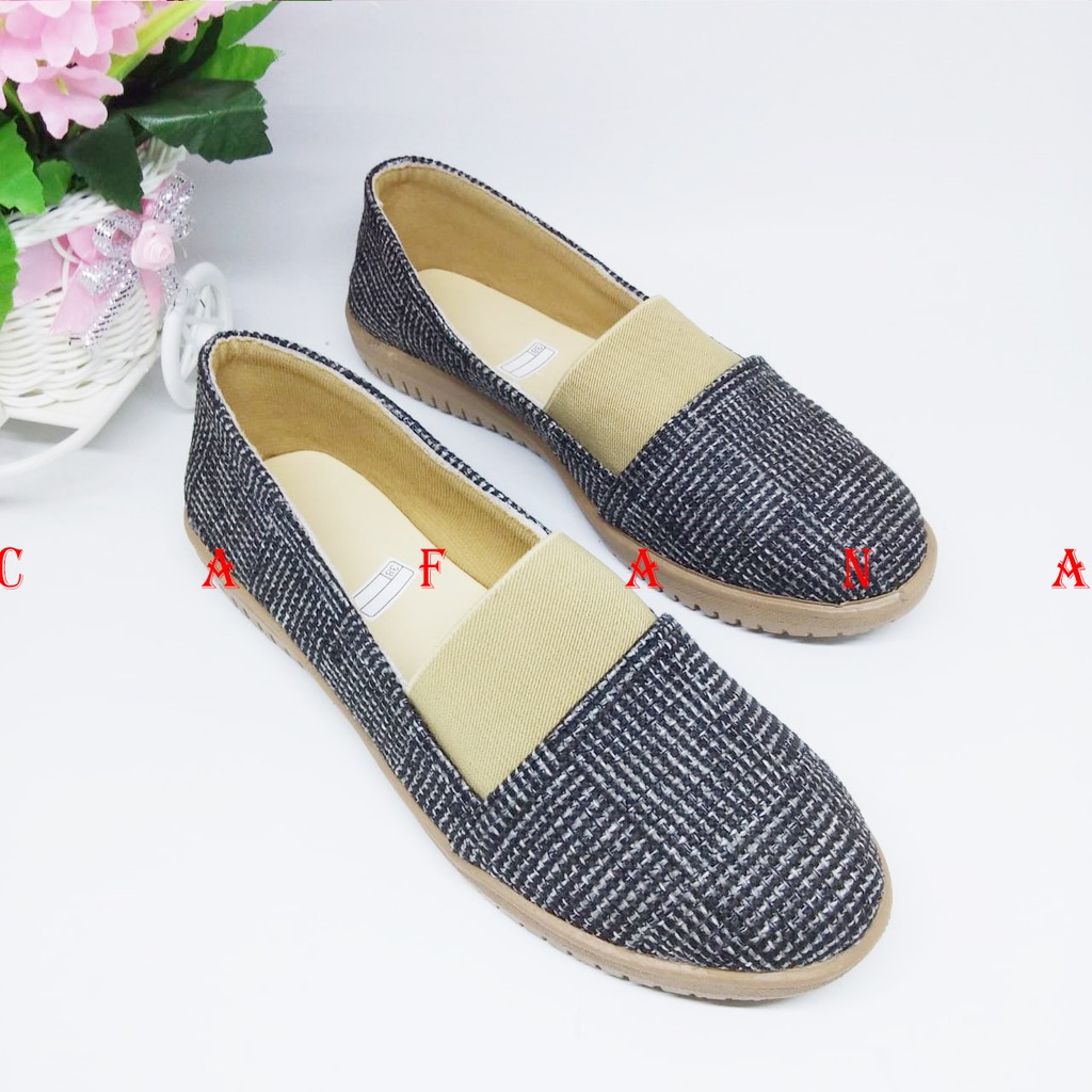 Sepatu Wanita Flat Shoes Aqila SDB106