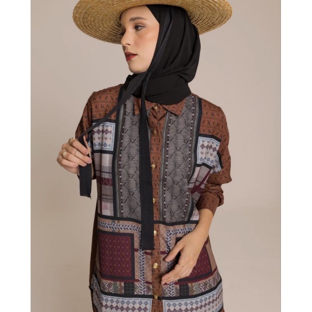 VIVI ZUBEIDI FYURA TOP VZxCK