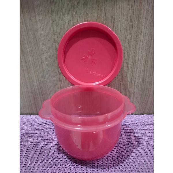20 Oz One Touch Bowl Tupperware