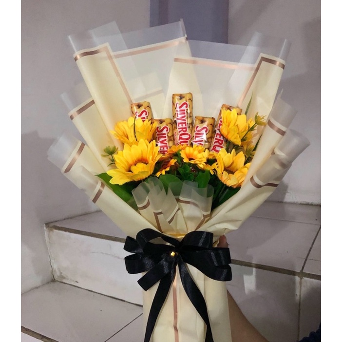 

BUKET/BUCKET/BOUQUET COKLAT + BUNGA (072)