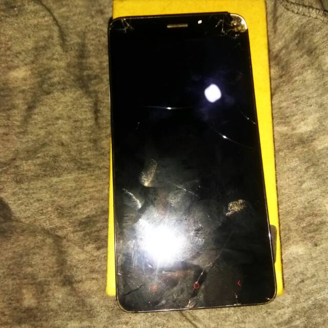 HP REDMI 2 PRIME RAM 2  MINUS TC RETAK MESIN LANCAR JAYA