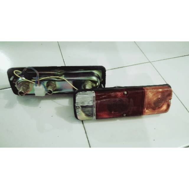 Lampu stop Toyota kijang pick up body besi