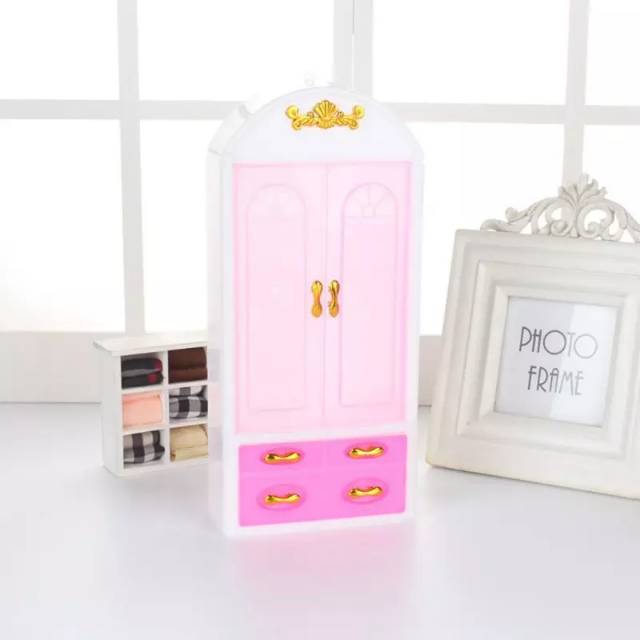 Accesoris Barbie Furniture Lemari Barbie Pink