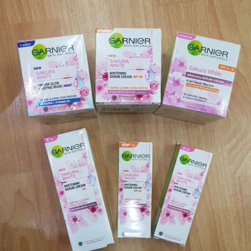 Garnier sakura white whitening serum cream dan sleeping mask