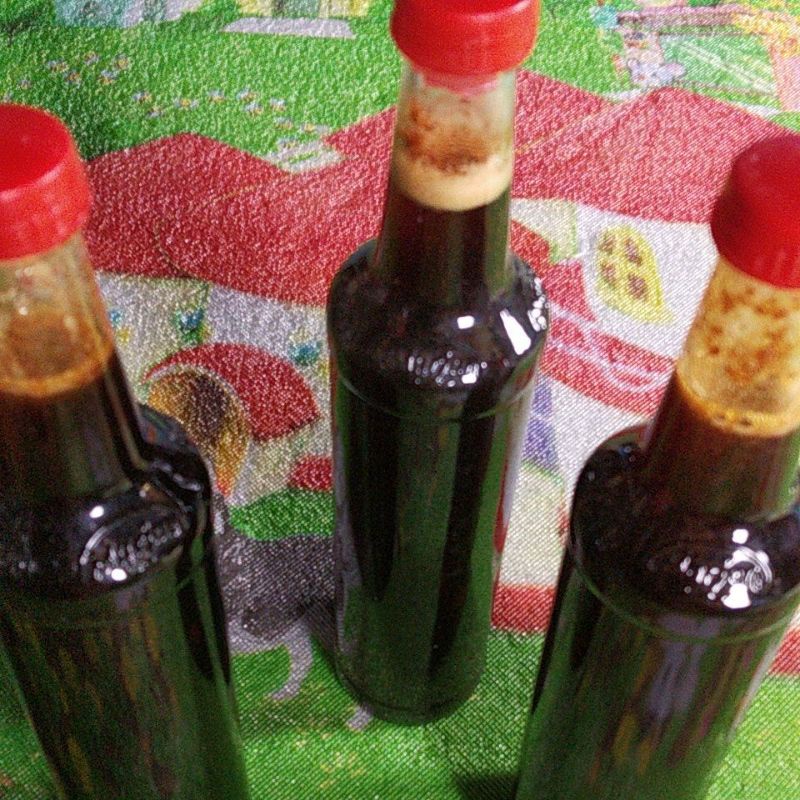 

madu Sialang ,,,madumanis(hitam) asli madu sialang