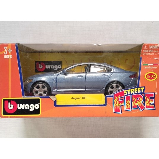 Miniatur 1/32 Jaguar XF - BBurago