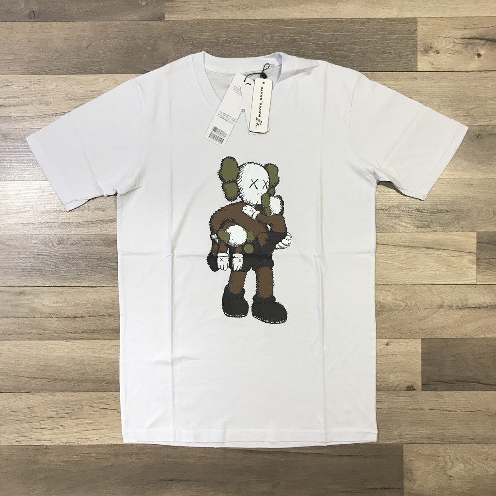 KAOS UNIQLO x KAWS (SUMMER UT GRAPHIC BLACK) - 100% COTTON - TERLARIS-STRUGGLE KAWS