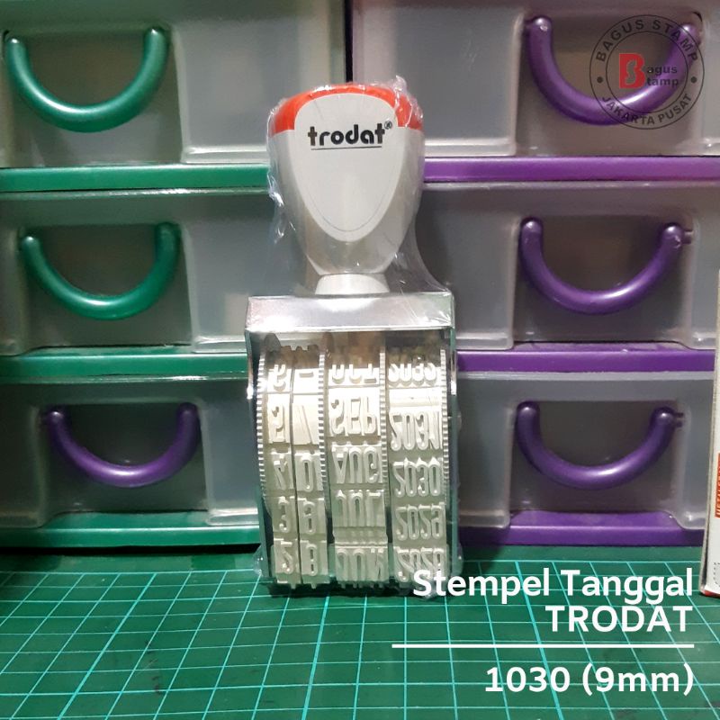 

Stempel Tanggal Besar Trodat 1030 STD Manual Line Dater 9mm 9 mm
