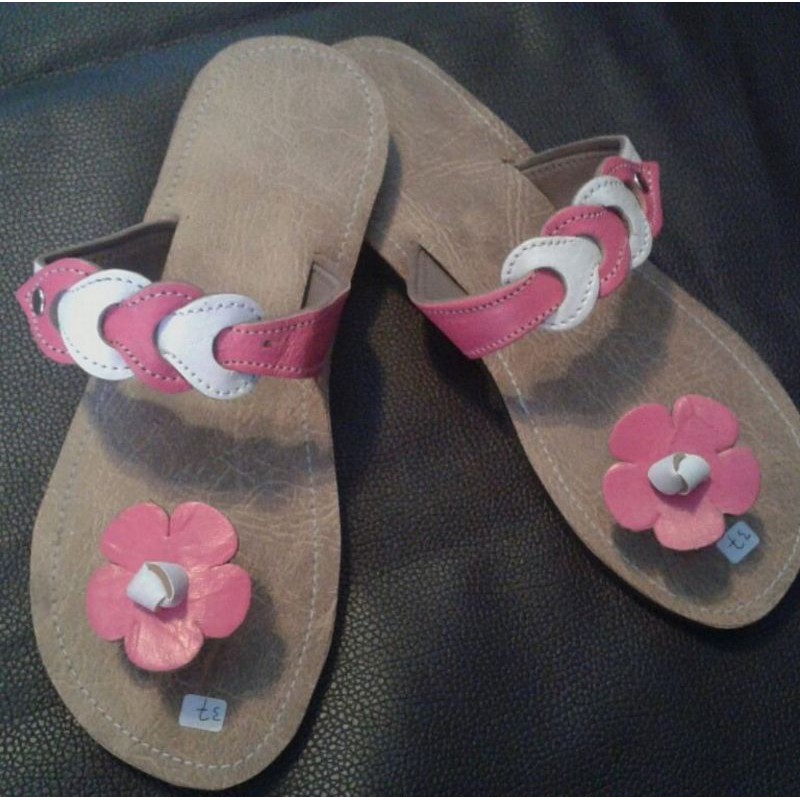 sandal jogja jamur anyam