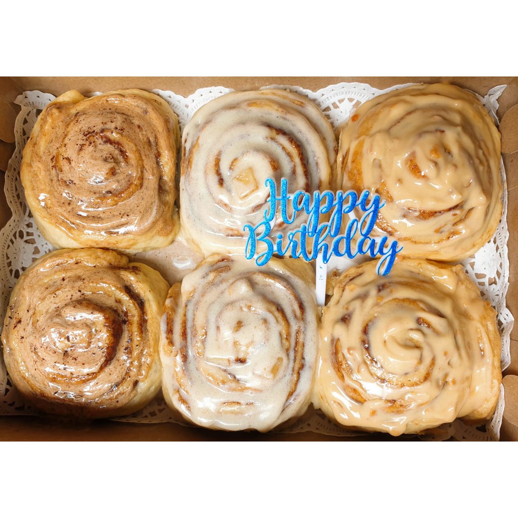 BINGKISAN CINNAMON ROLL BREAD HOME MADE ROTI PREMIUM BUTTER CREAM CHEESE MENTEGA KEJU HANTARAN GIFT