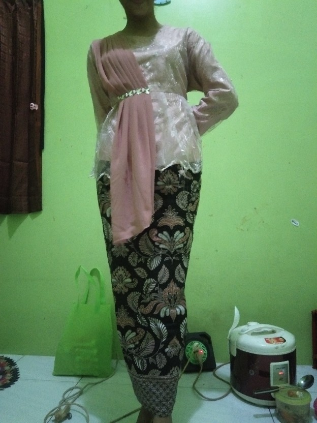 Maura Couple - Sania Ruffle Batik Couple Ori Ndoro Jowi Dnt Garansi Termurah Shopee - Batik Couple