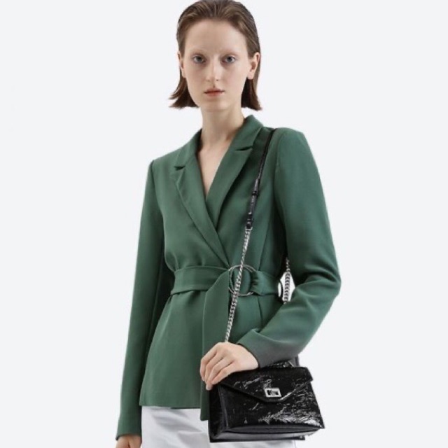 ORIGINAL CHARLES AND KEITH TURN LOCK CLOSURE ENVELOPE CROSS BODY