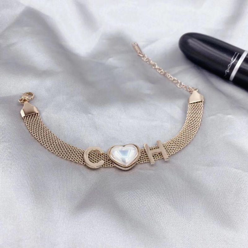 gelang tangan chanel rantai pasir/gelang titanium rantai pasir/gelang tangan titanium impor anti kra