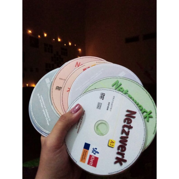 

CD-ROM/DVD NETZWERK Deutsch als Fremdsprachen /DVD belajar bahasa Jerman