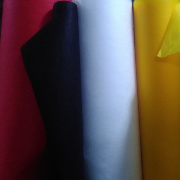 Tissu Spunbond 50gsm / kain furing / kain spunbond