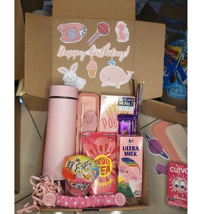 

⭐siap⭐order⭐ hampers box snack box gift box bok wisuda ulang tahun natal lebaran tunangan murah[L241