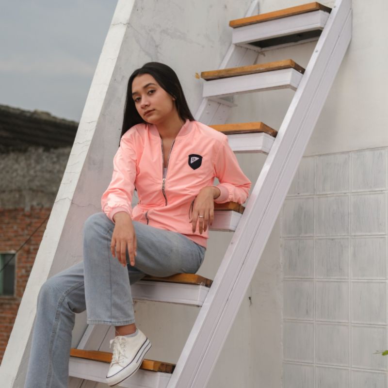 Jaket Wanita Quarters Jacket Parasut Wanita Premium