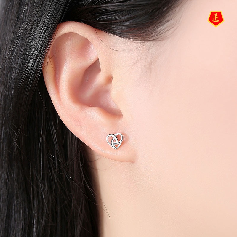 [Ready Stock]Ladies Temperament Simple Heart-Shaped Ear Studs