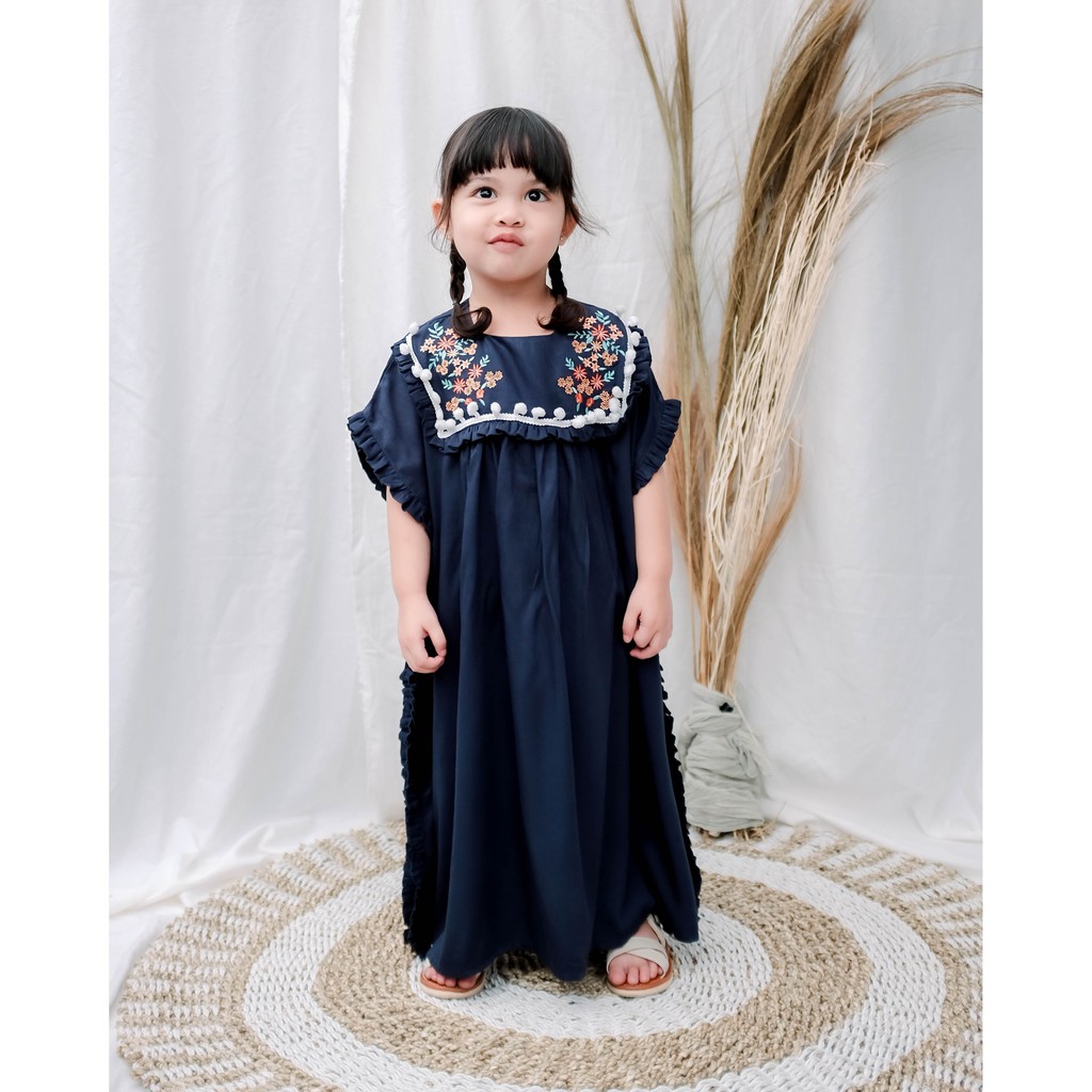 KARIMA KAFTAN | Kaftan anak perempuan | Baju Dress anak | Baju lebaran anak | Kaftan bordir anak | Kaftan Katun Anak | Kaftan anak pom pom | Kaftan anak lengan pendek