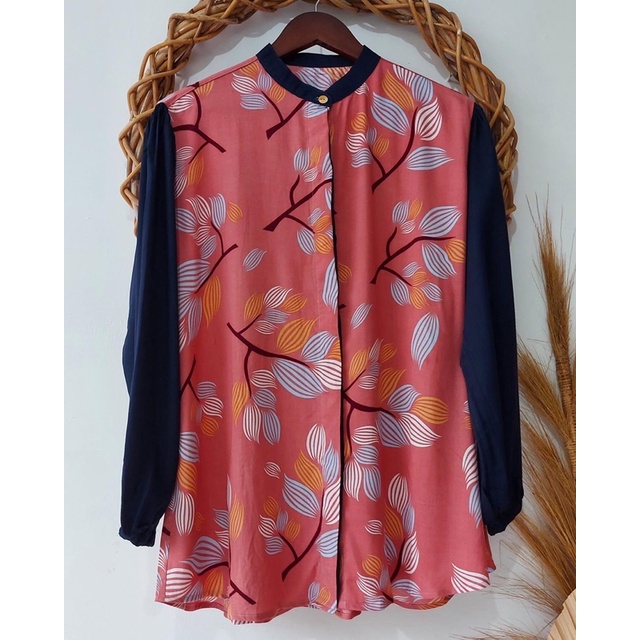 Blouse Kerah Shanghai Wanita