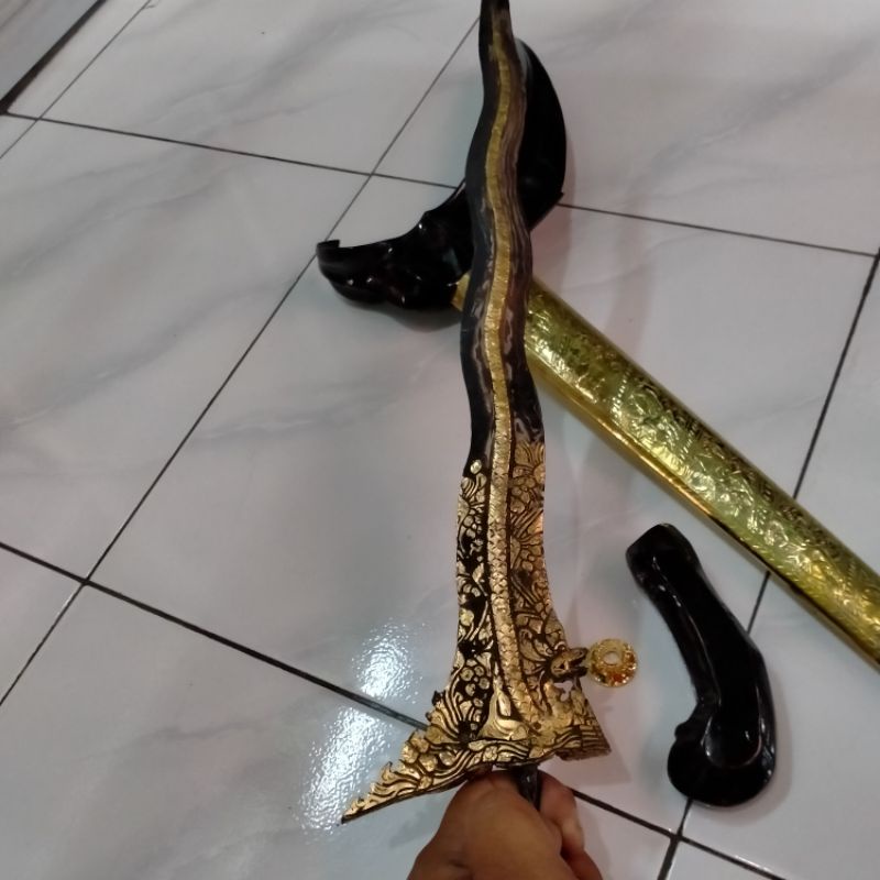 Keris singo barong Luk 7 Pamor kulit semongko kinatah kamardikan