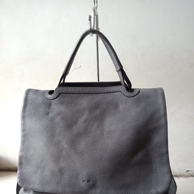 Preloved Bruno Magli