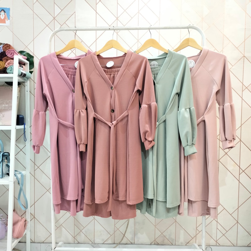 Layla One Set Kemeja Wanita One set Wanita Outer Wanita Set Kemeja