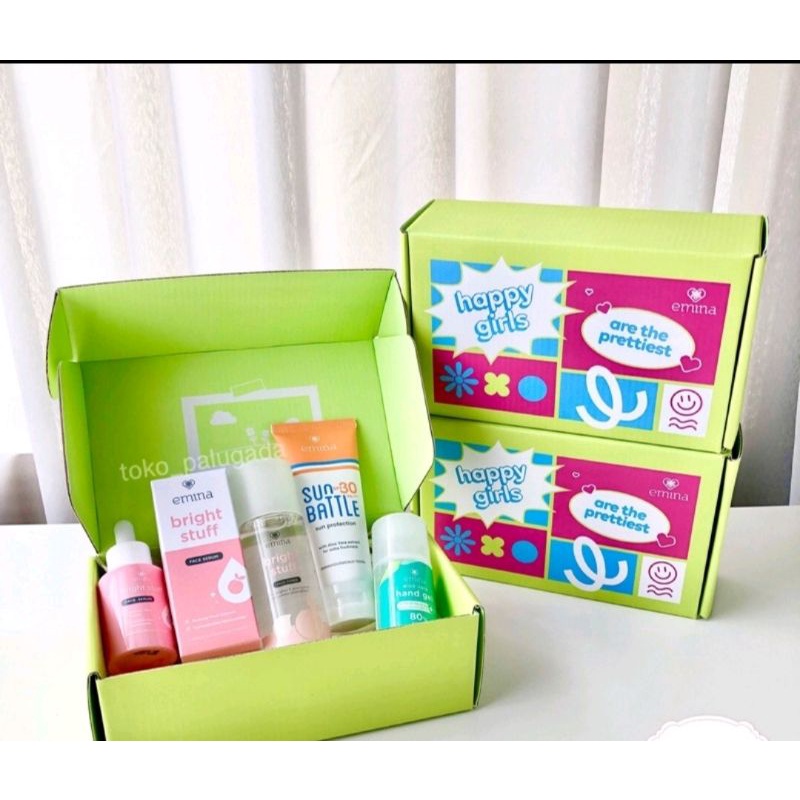 

Hampers Emina Skin care box