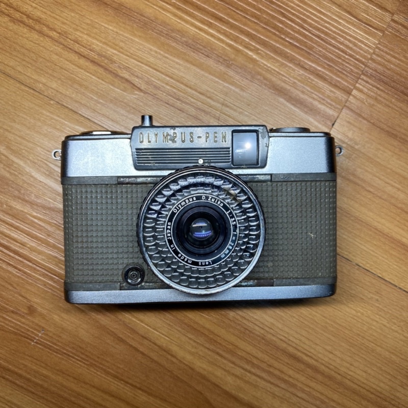 olympus pen ee-2 ee2 ee 2 analog camera half frame camera
