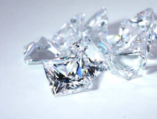 2 - 8 MM Princess Cut Diamond Cz Original A5 Quality ( NOT AAA QUALITY)