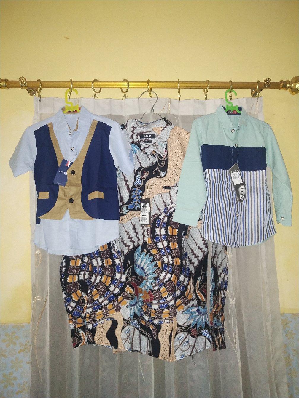 M231 Kemeja Pria Batik Panjang Orange 1725a