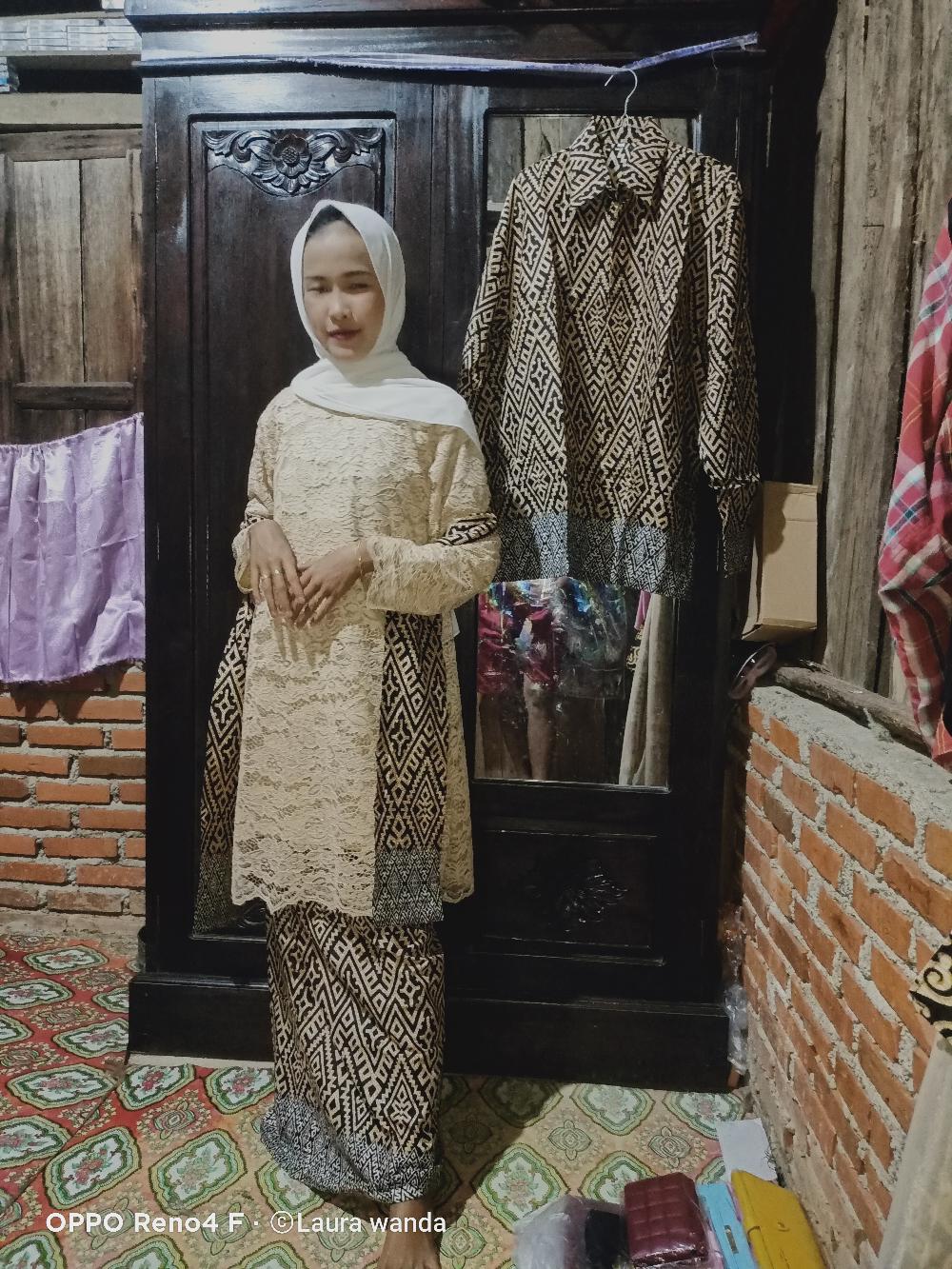 Maura Couple - Sania Ruffle Batik Couple Ori Ndoro Jowi Dnt Garansi Termurah Shopee - Couple Hikmah