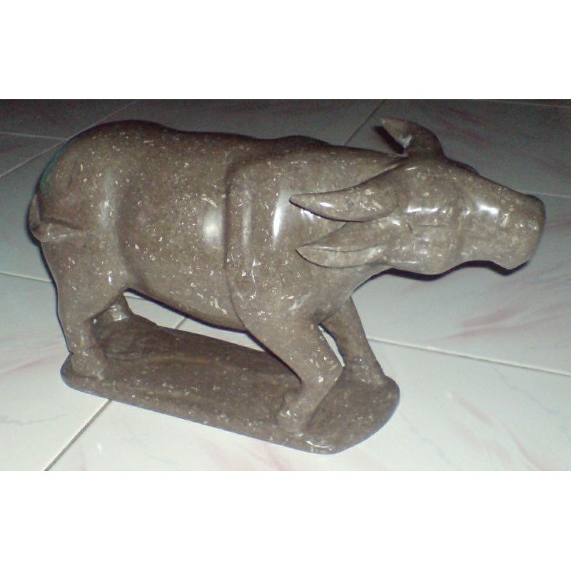 Patung Kerbau Marmer
