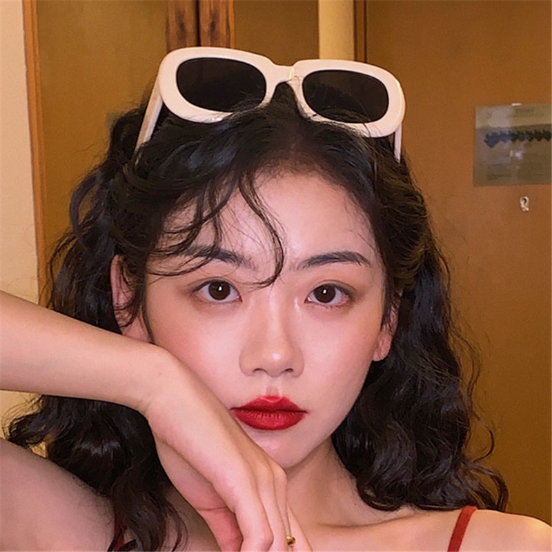 (YUZHU) COD INS Retro Hong Kong Style Sunglasses Wanita Gaya Korea Oval Kacamata Bingkai Tebal