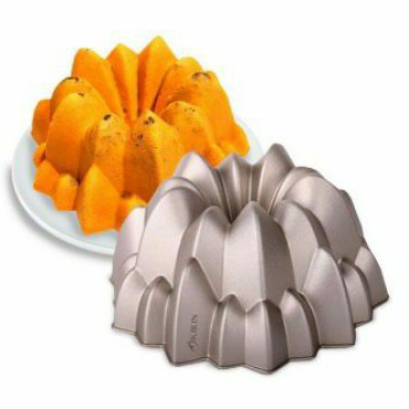 KIRIN PREMIUM CAKE PAN CASCADE CHAMPAGNE GOLD | LOYANG BOLU CASCADE