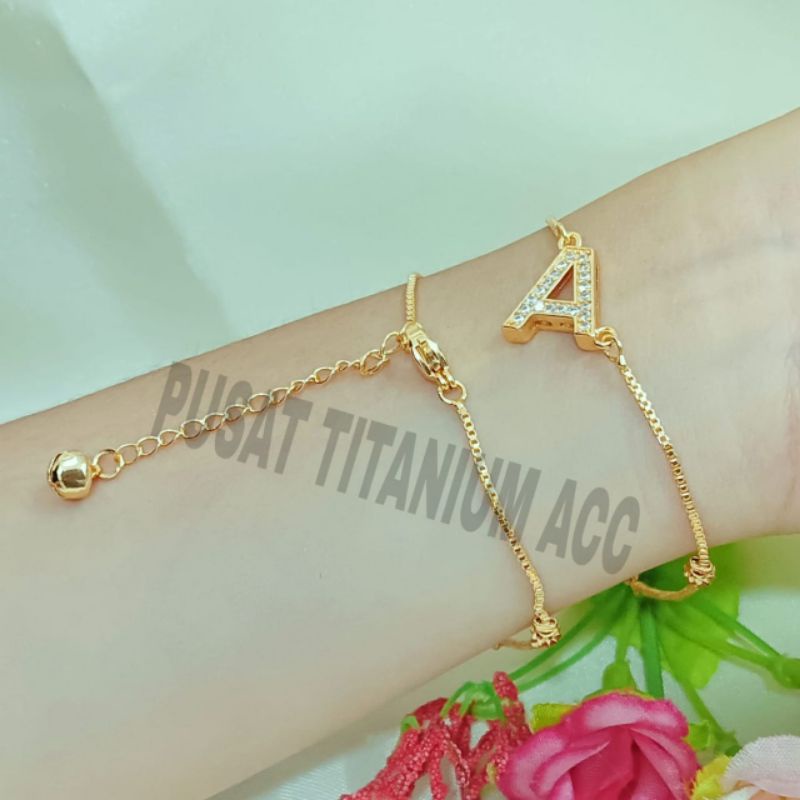 Gelang Titanium Serut Huruf A-Z Imut Lucu Anti karat Anti luntur (COD)