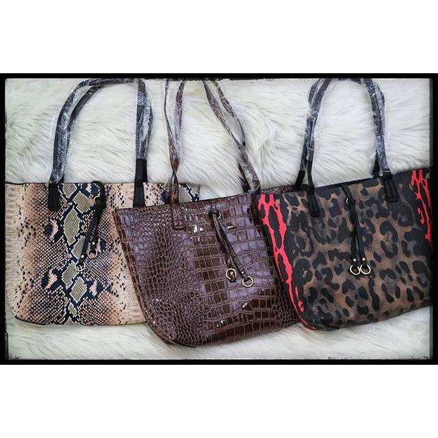 Tote bag wanita / tas kulit wanita impor / tas jinjing wanita / tas bahu wanita / tote bag kulit