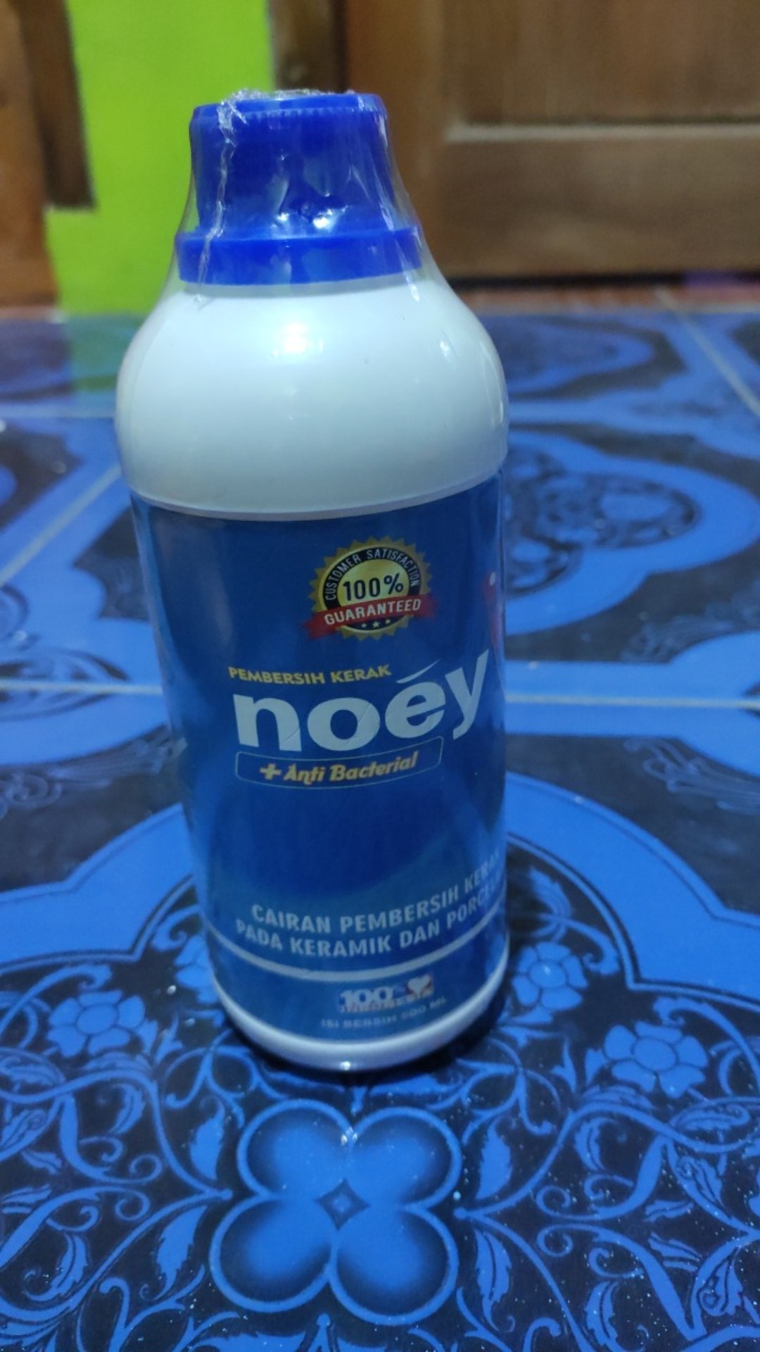 Noey Pembersih Kerak Keramik Porselen Lantai Kloset Toilet Kamar Mandi - 1000ml