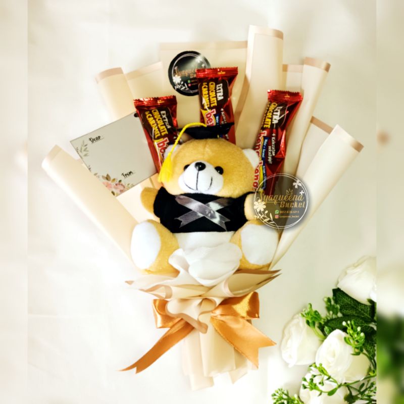 Buket boneka wisuda dan beng-beng, buket wisuda boneka dan beng-beng(Free kartu ucapan kosong dan pa
