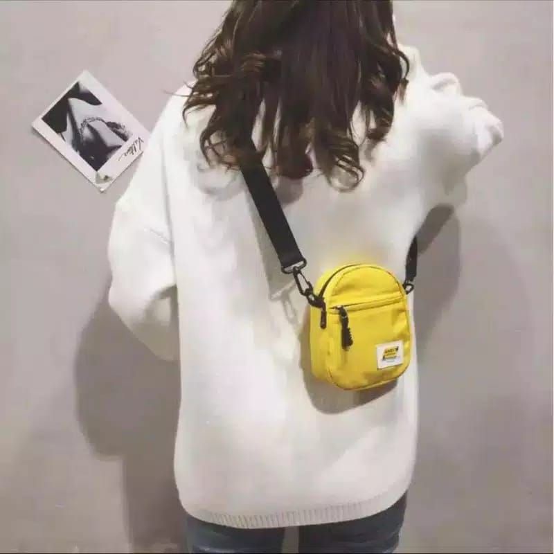 SlingBag Korea Style Fashion Wanita Tas Selempang