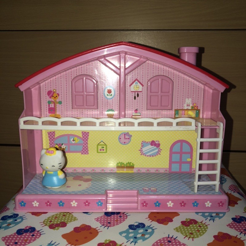 PRELOVED/BEKAS mainan rumah hello kitty dari jepang untuk anak-anak