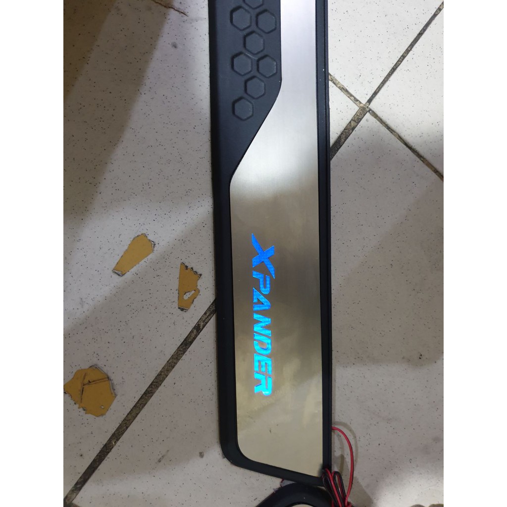 Sillplate samping LED Mobil Xpander / Sillplate Samping Xpander