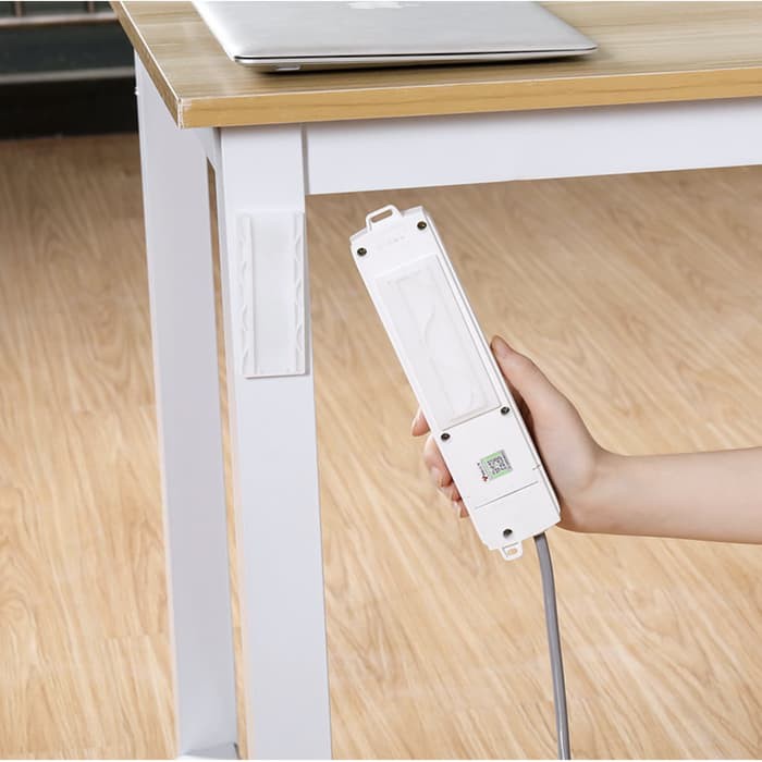 Alat Gantungan Colokan Listrik/Stop Kontak/Remote TV AC/Router Wifi Holder Double Tape