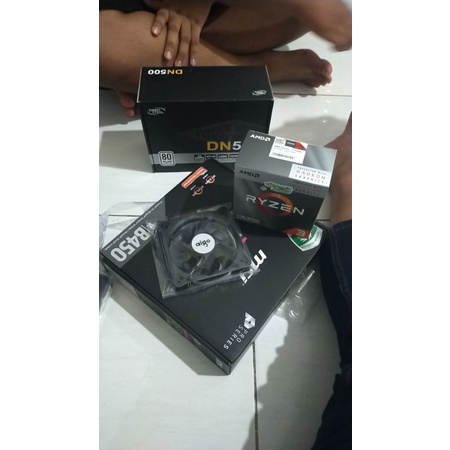AMD RYZEN 3 3200G. SECOND MINUS