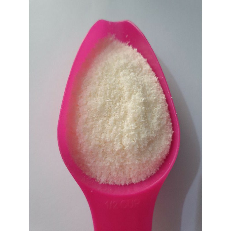 

Kelapa Parut Kering Desicated Coconut Repack 500gr / Topping kelapa parut Kering