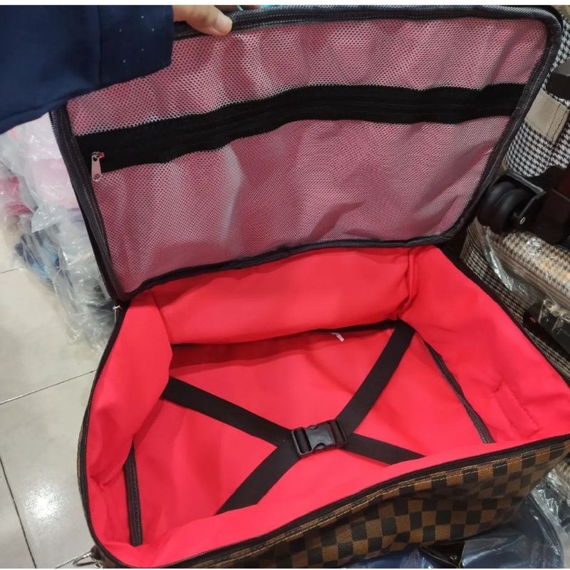 Travel Bag Tas pakaian DD21