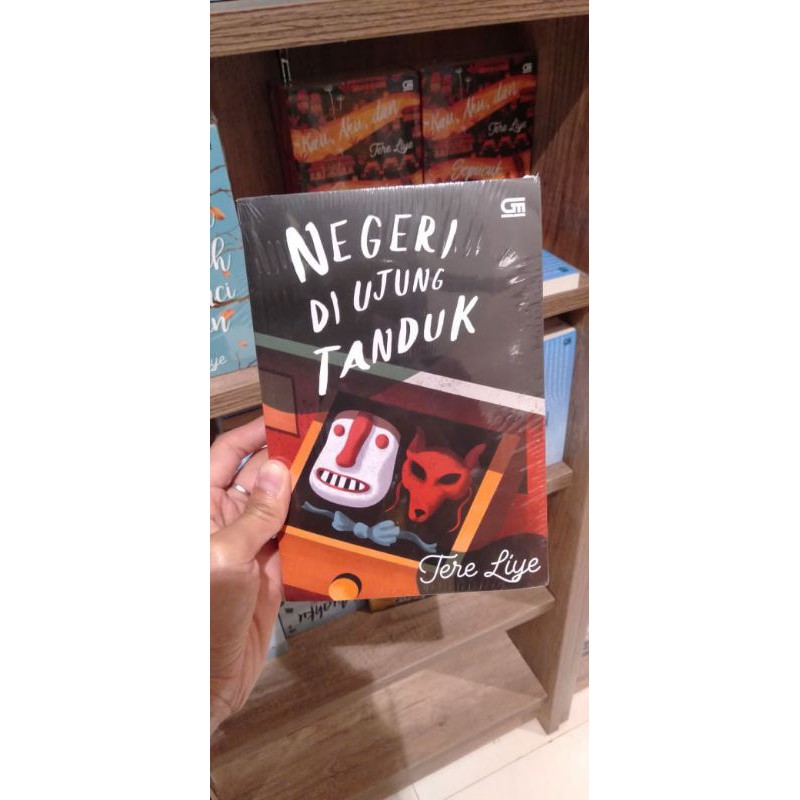 negeri di ujung tanduk