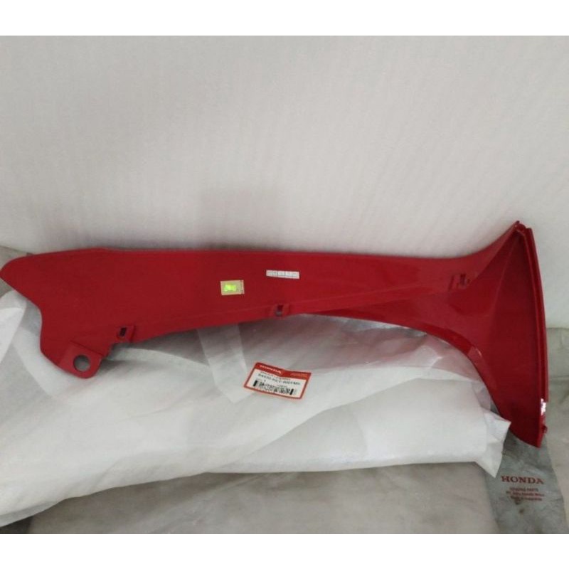 Legshield Sayap Luar Honda Supra X 100 Merah KANAN ORIGINAL 64430-KEV-900