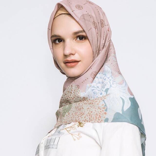 Prewash Lejla scarf Ria miranda x cotton ink