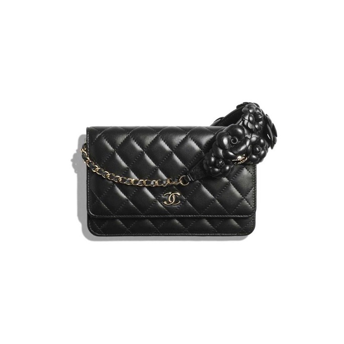 Chanel Wallet on Chain 2